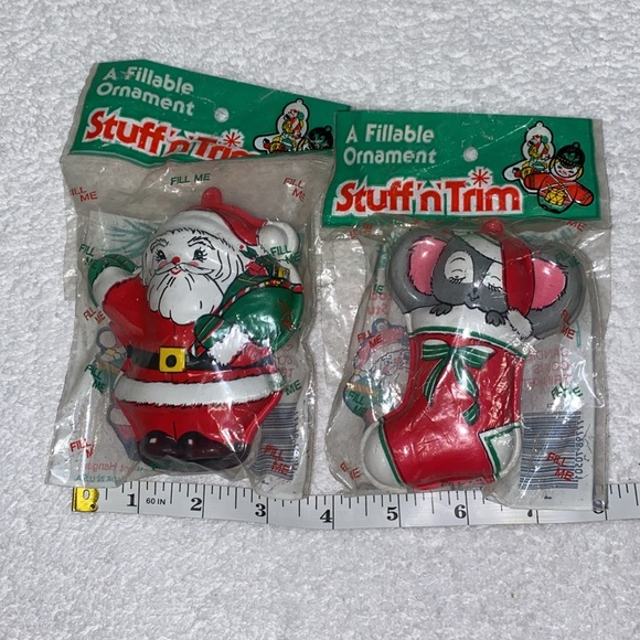 Vintage stuff n’ trim fillable Christmas ornament Santa and mouse in stocking - Picture 7 of 7